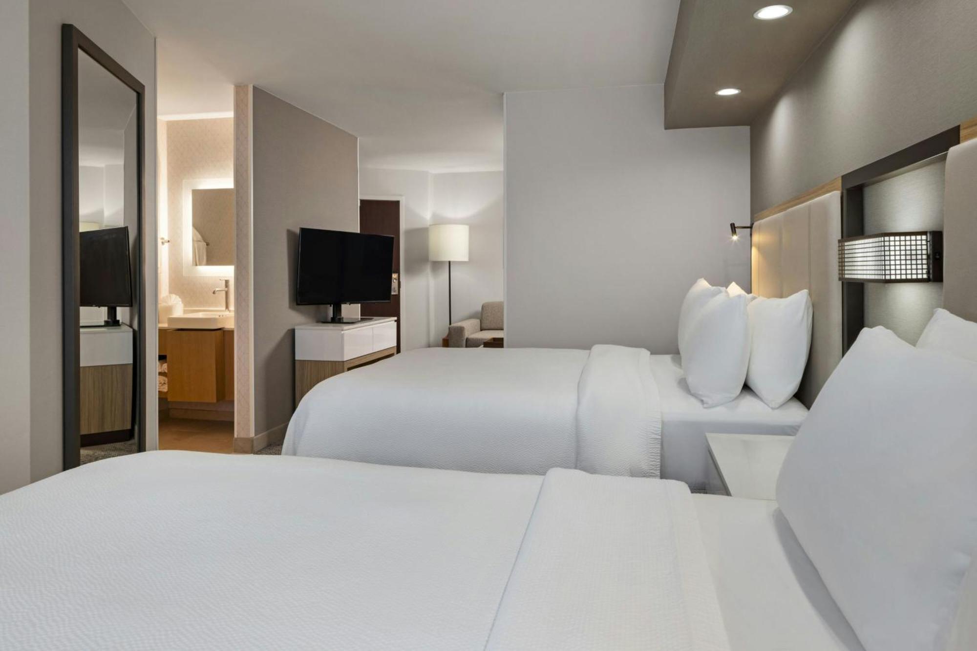 Hotel Springhill By Marriott Palmdale 3*